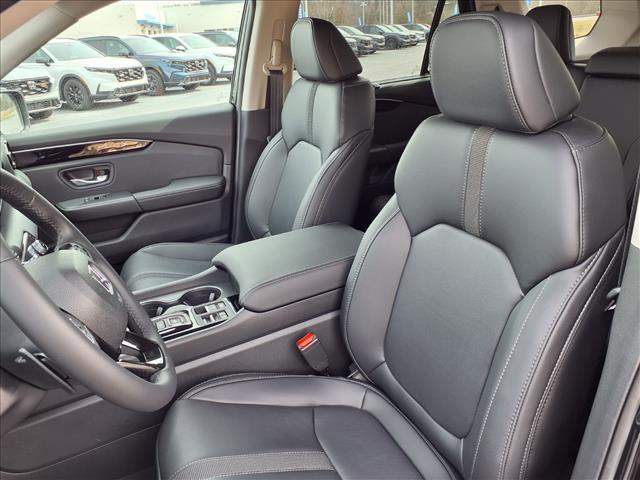 new 2026 Honda Pilot car, priced at $45,165