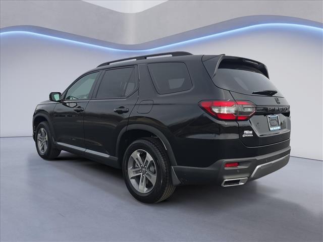 new 2026 Honda Pilot car, priced at $45,165