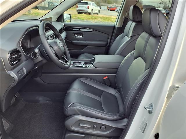 new 2026 Honda Pilot car, priced at $47,544