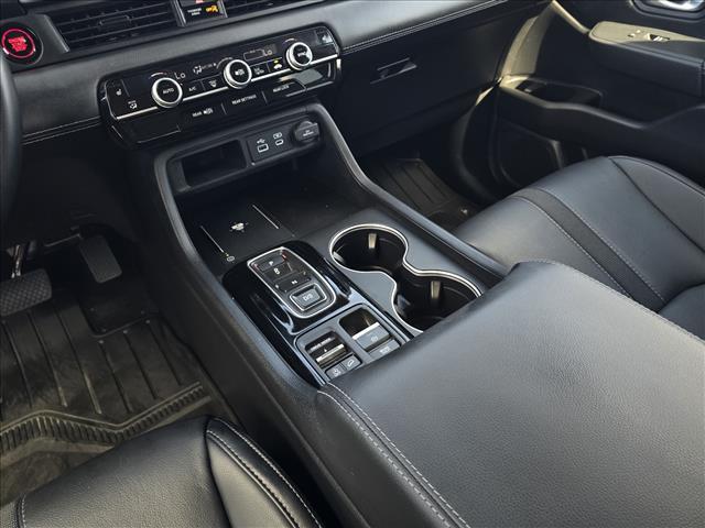 used 2025 Honda Pilot car, priced at $44,773