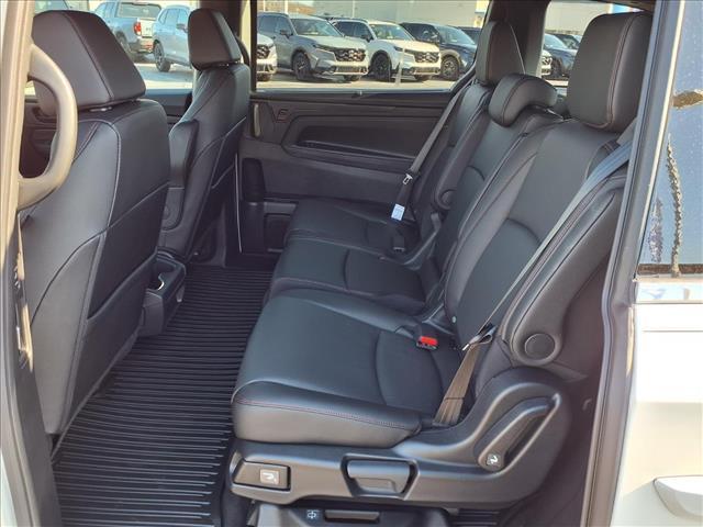 new 2026 Honda Odyssey car, priced at $43,895