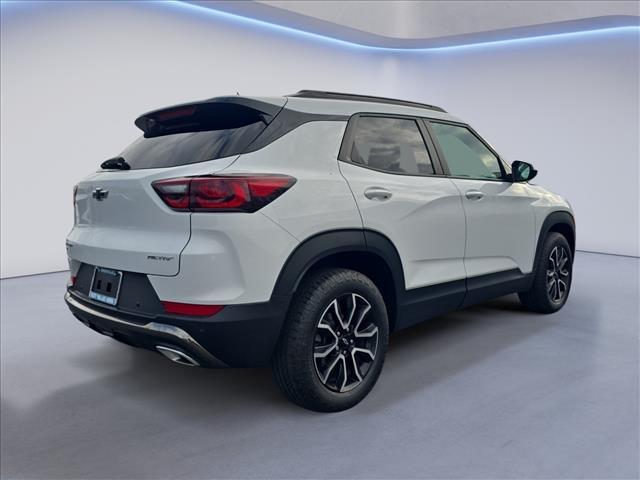 used 2024 Chevrolet TrailBlazer car, priced at $25,448