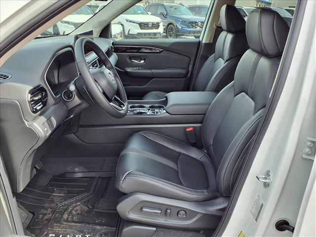 new 2026 Honda Pilot car, priced at $49,295