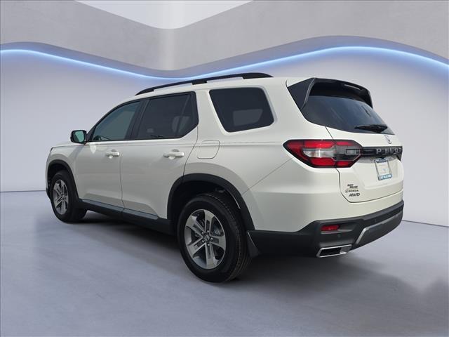 new 2026 Honda Pilot car, priced at $49,295