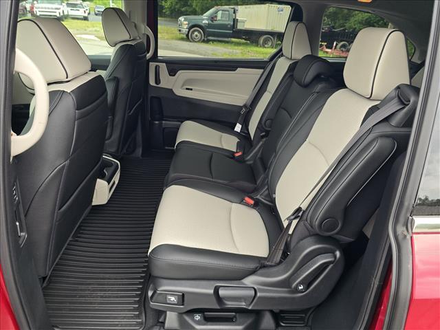 new 2026 Honda Odyssey car, priced at $53,645