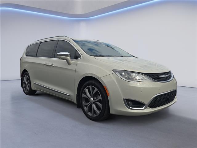 used 2017 Chrysler Pacifica car, priced at $12,498