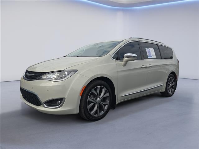 used 2017 Chrysler Pacifica car, priced at $12,498