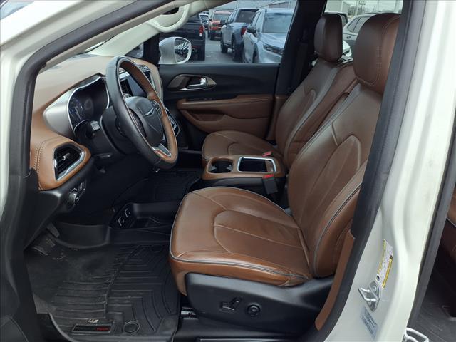 used 2017 Chrysler Pacifica car, priced at $12,498