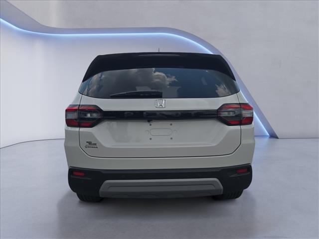 used 2025 Honda Pilot car, priced at $43,339
