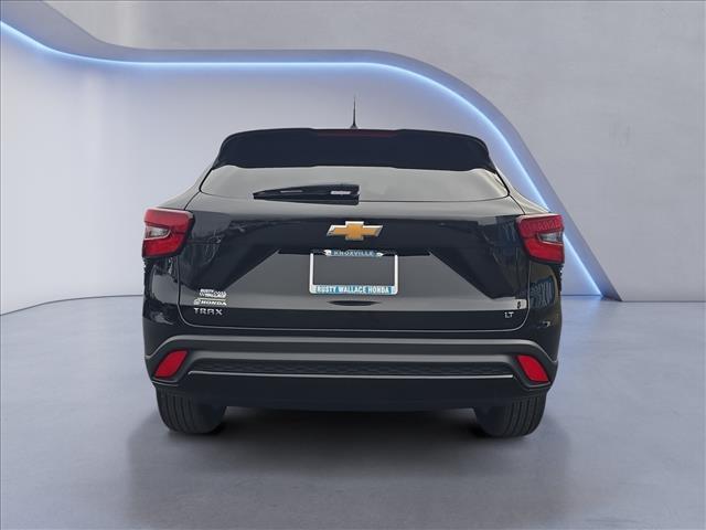 used 2025 Chevrolet Trax car, priced at $22,959