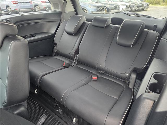 used 2023 Honda Odyssey car, priced at $43,917