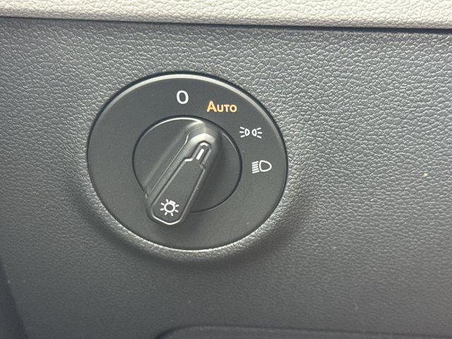 used 2024 Volkswagen Taos car
