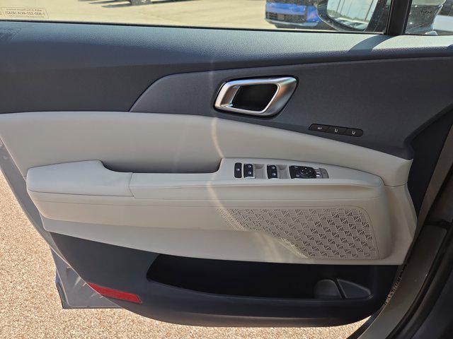 new 2026 Kia Carnival Hybrid car, priced at $47,350