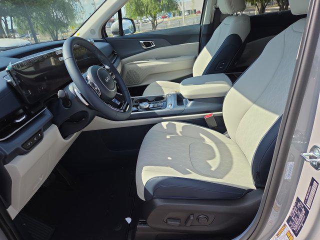 new 2026 Kia Carnival Hybrid car, priced at $47,350