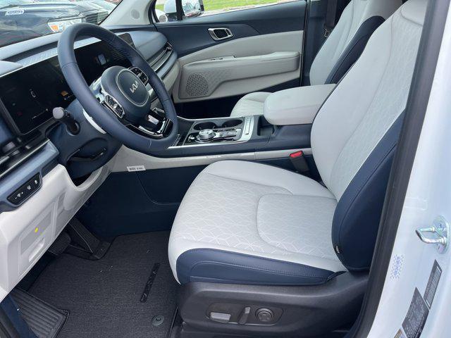 new 2026 Kia Carnival Hybrid car, priced at $43,809