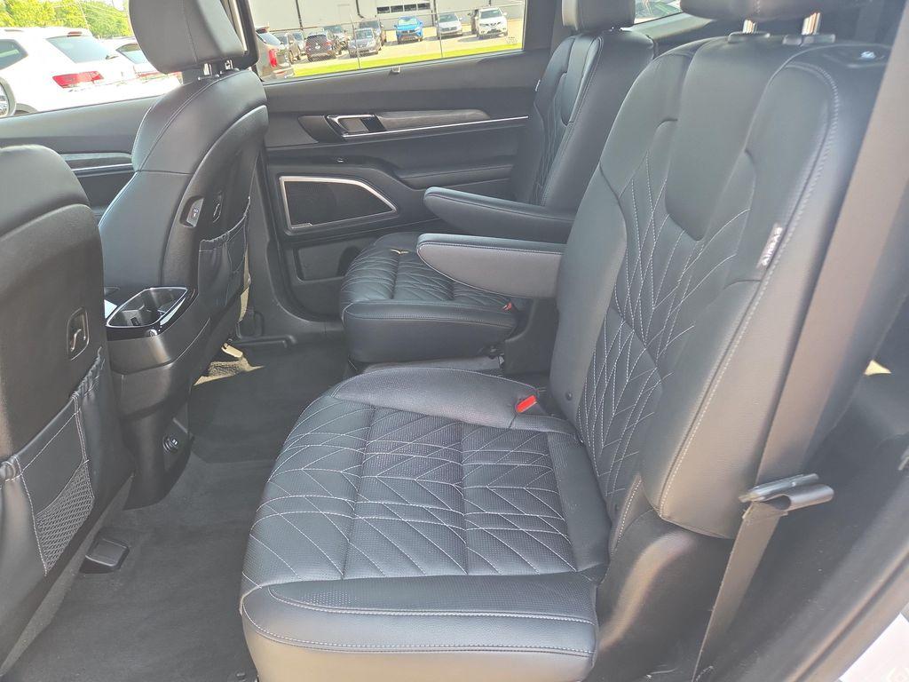 used 2023 Kia Telluride car, priced at $32,863