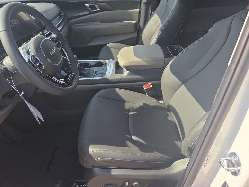 new 2026 Kia Carnival car, priced at $39,638