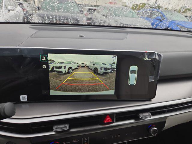 new 2026 Kia Sorento car, priced at $35,420