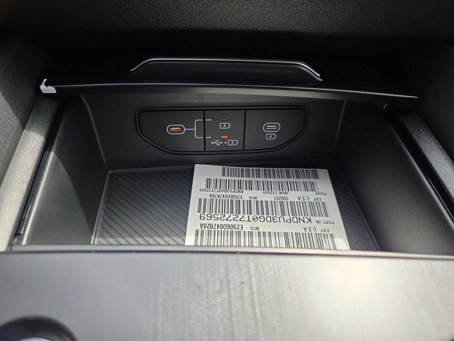 new 2026 Kia Sportage Hybrid car, priced at $29,258