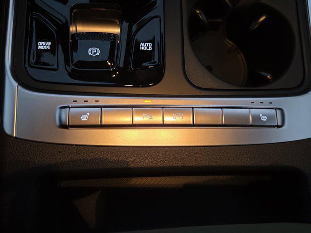 new 2026 Kia Carnival car, priced at $41,180