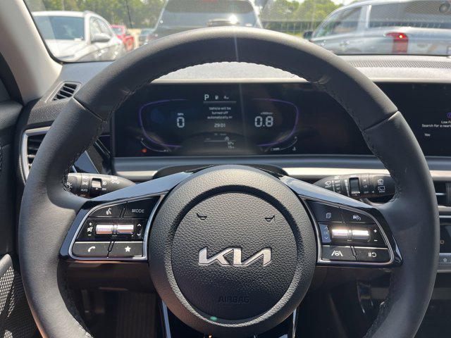 new 2025 Kia Seltos car, priced at $25,905