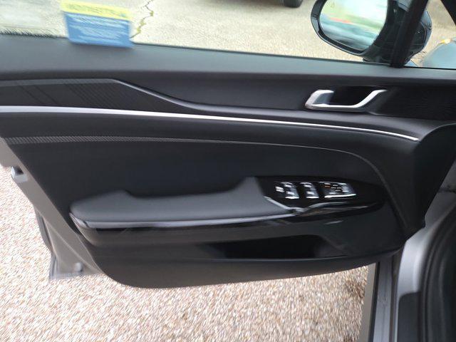 new 2026 Kia K5 car, priced at $31,062