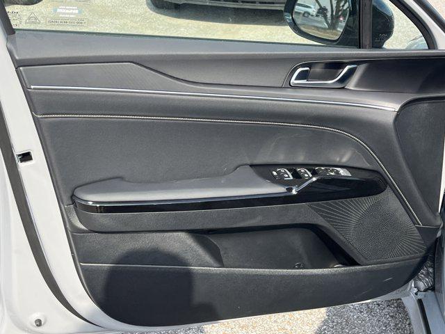 new 2025 Kia K5 car, priced at $29,540