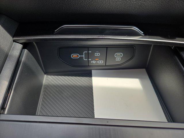 new 2026 Kia Sportage Hybrid car, priced at $29,258