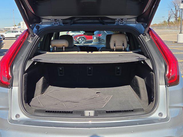 used 2024 Cadillac XT4 car, priced at $28,654