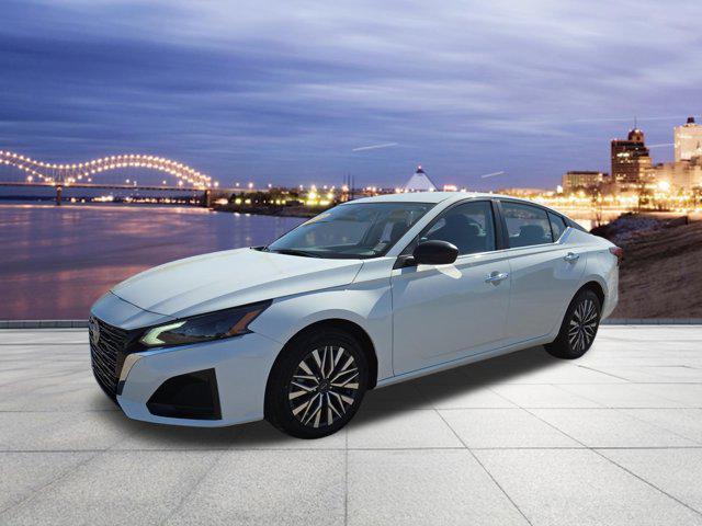 used 2025 Nissan Altima car, priced at $22,812