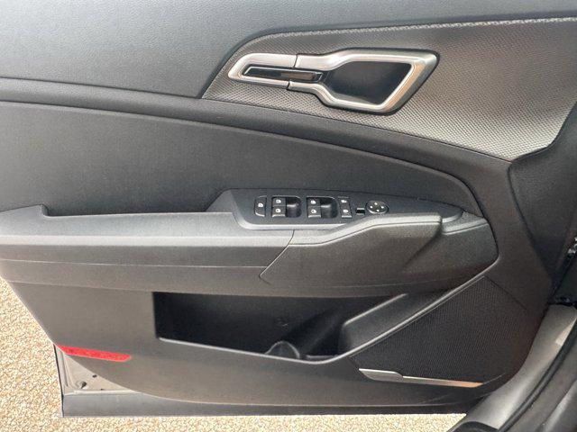 used 2023 Kia Sportage Hybrid car, priced at $24,236