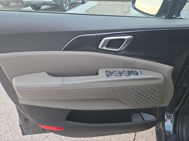 new 2026 Kia Carnival car, priced at $39,681