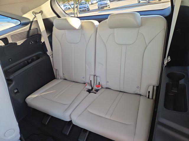 new 2026 Kia Sorento car, priced at $39,103