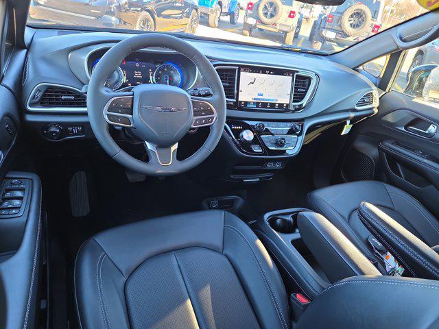 used 2025 Chrysler Pacifica car, priced at $29,542