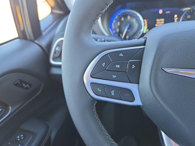 used 2025 Chrysler Pacifica car, priced at $29,542