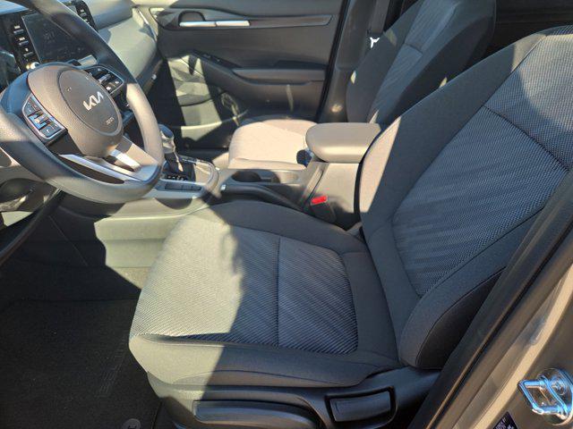 new 2026 Kia Seltos car, priced at $25,095