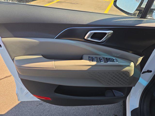 new 2026 Kia Carnival car, priced at $39,640