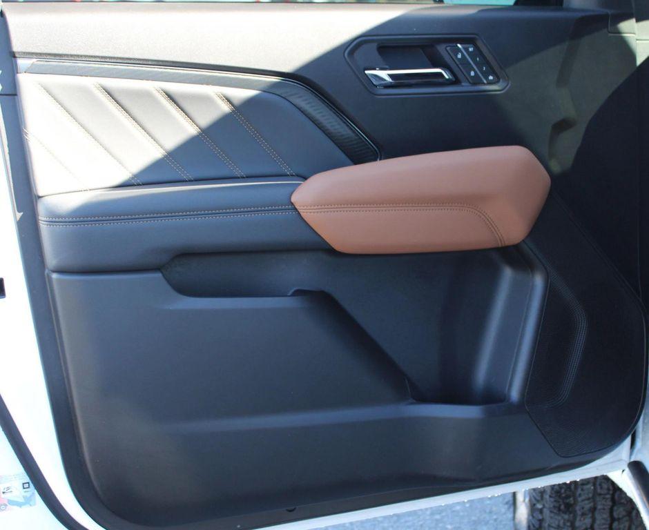 used 2025 GMC Canyon car