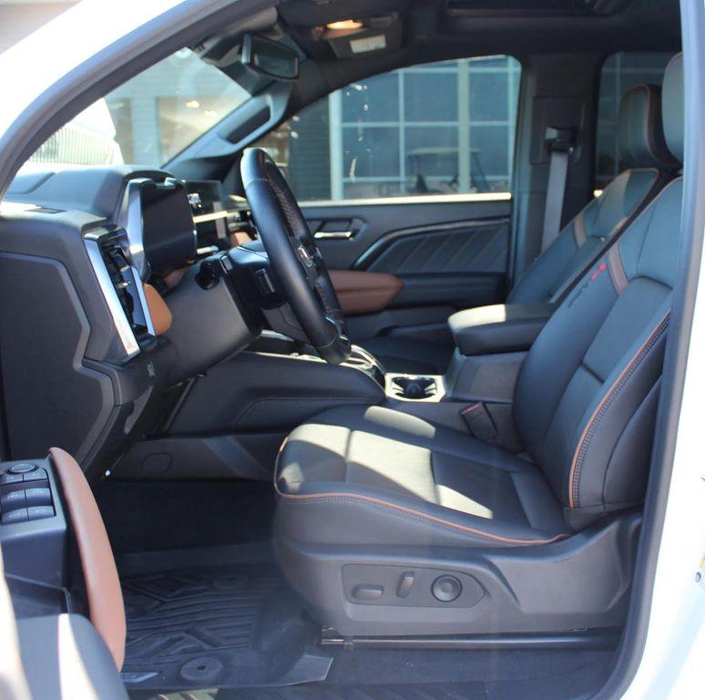 used 2025 GMC Canyon car