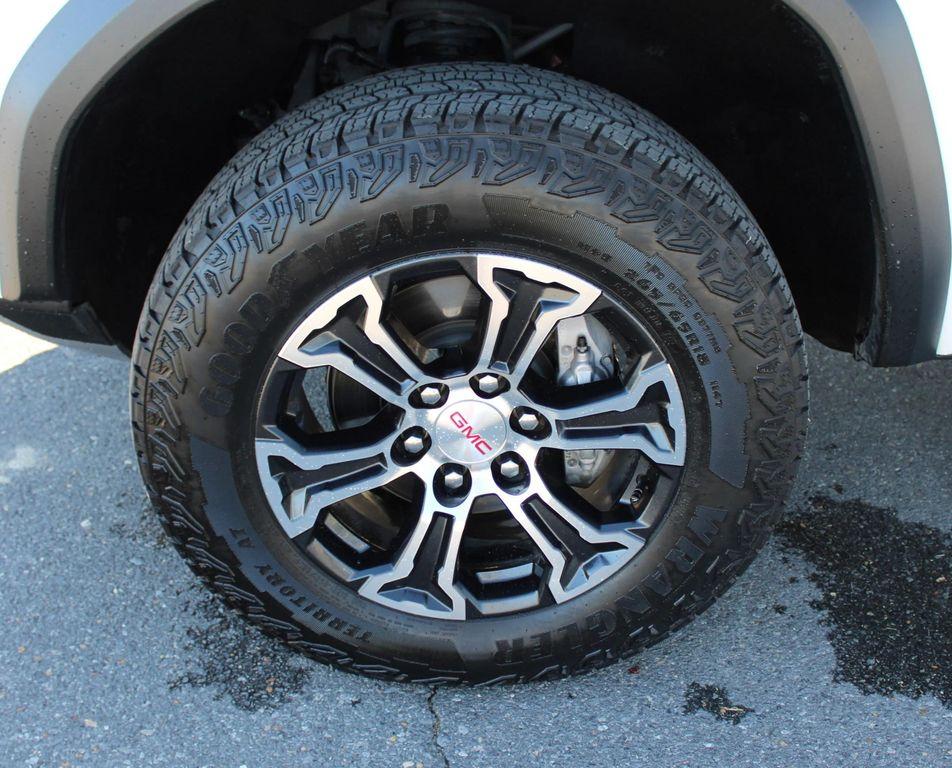 used 2025 GMC Canyon car