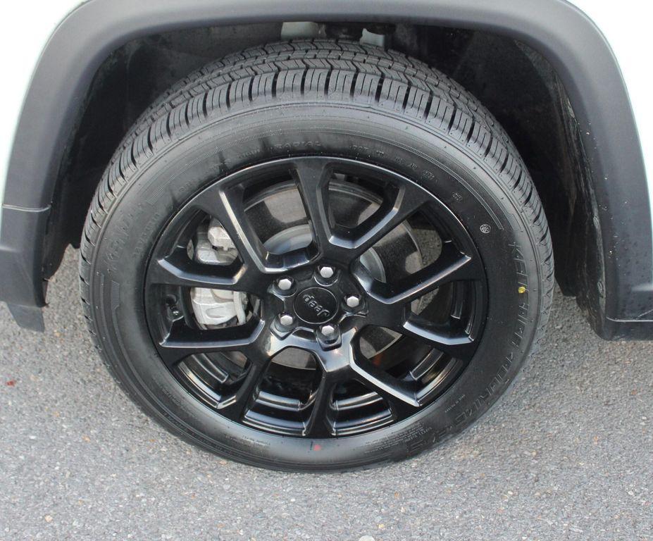 used 2024 Jeep Compass car, priced at $21,997