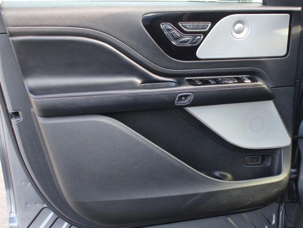 used 2022 Lincoln Aviator car, priced at $31,997