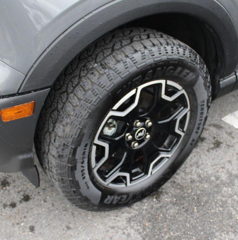 new 2025 Ford Bronco Sport car, priced at $36,705