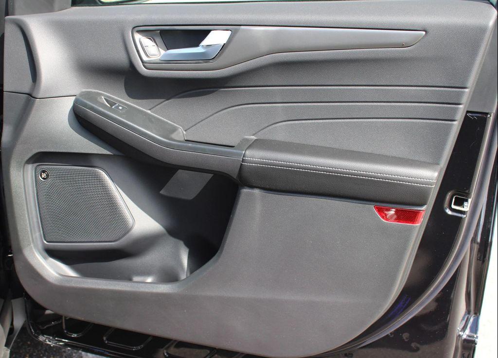 new 2025 Ford Escape car, priced at $29,815