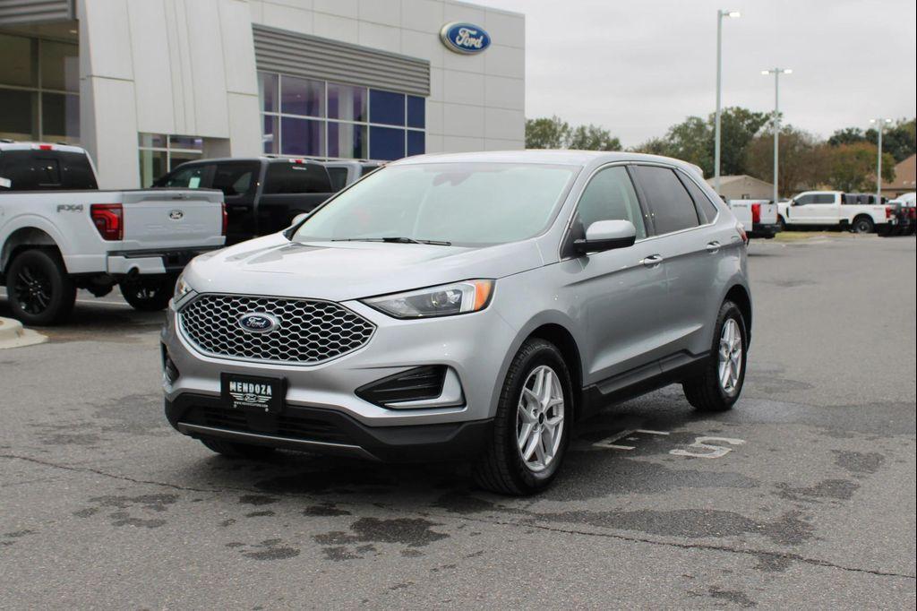 used 2024 Ford Edge car, priced at $24,997