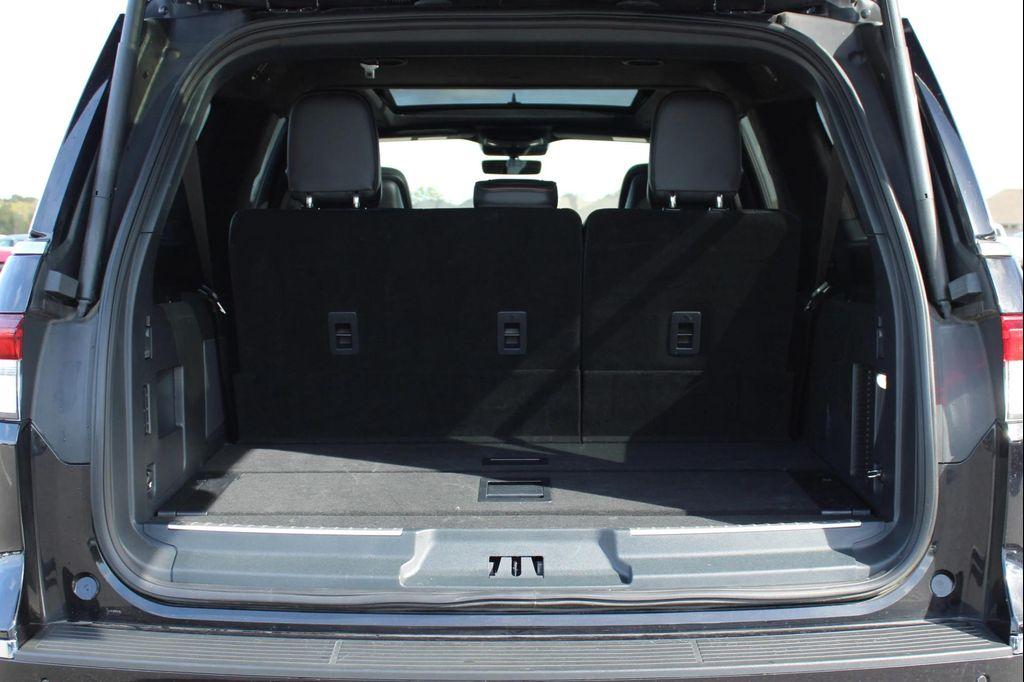 used 2024 Lincoln Navigator car, priced at $88,977