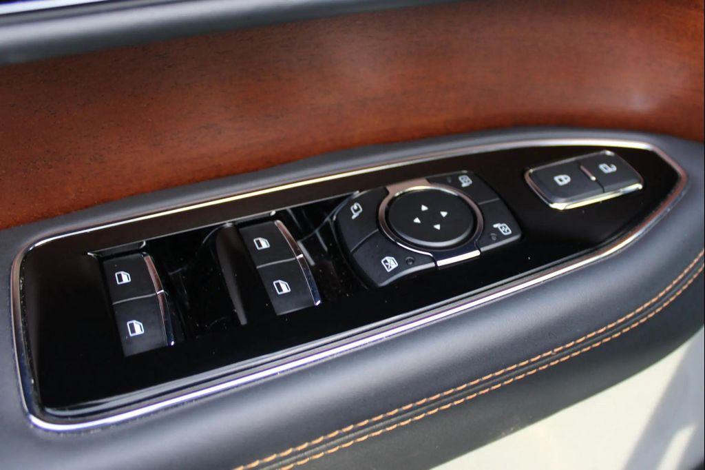 used 2024 Lincoln Navigator car, priced at $88,977