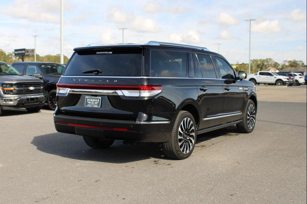 used 2024 Lincoln Navigator car, priced at $88,977