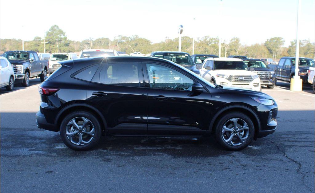 new 2026 Ford Escape car, priced at $33,025