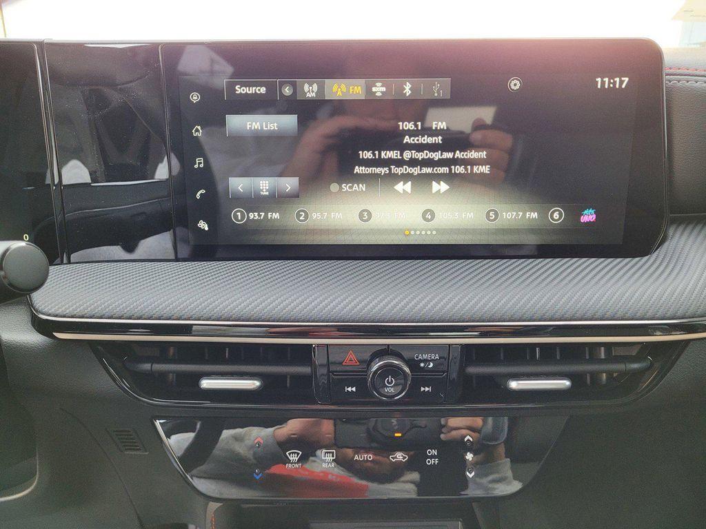 new 2025 Nissan Kicks car, priced at $25,085